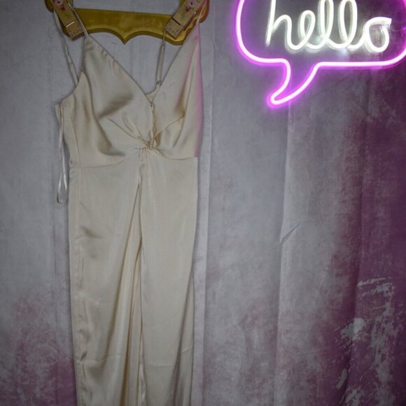 Silk Jumpsuit DO +BE - Picture 1 of 5